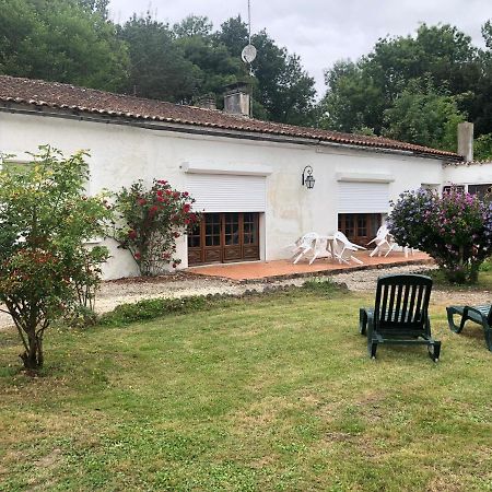Chez Firmin "Les Ombrages" Villa Mesnac Buitenkant foto